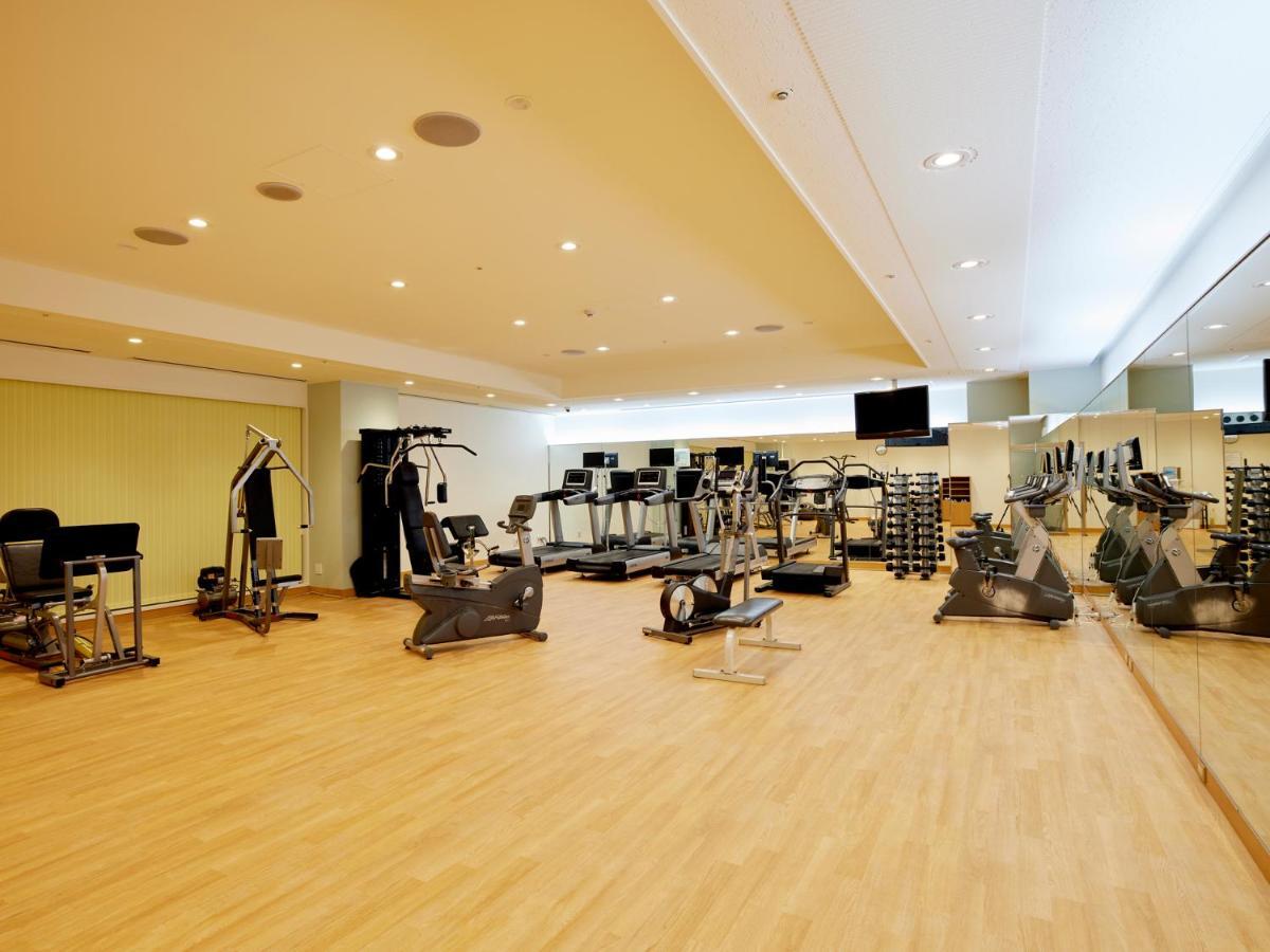Miyako Hotel Gifu Nagaragawa Zewnętrze zdjęcie The gym at the hotel
