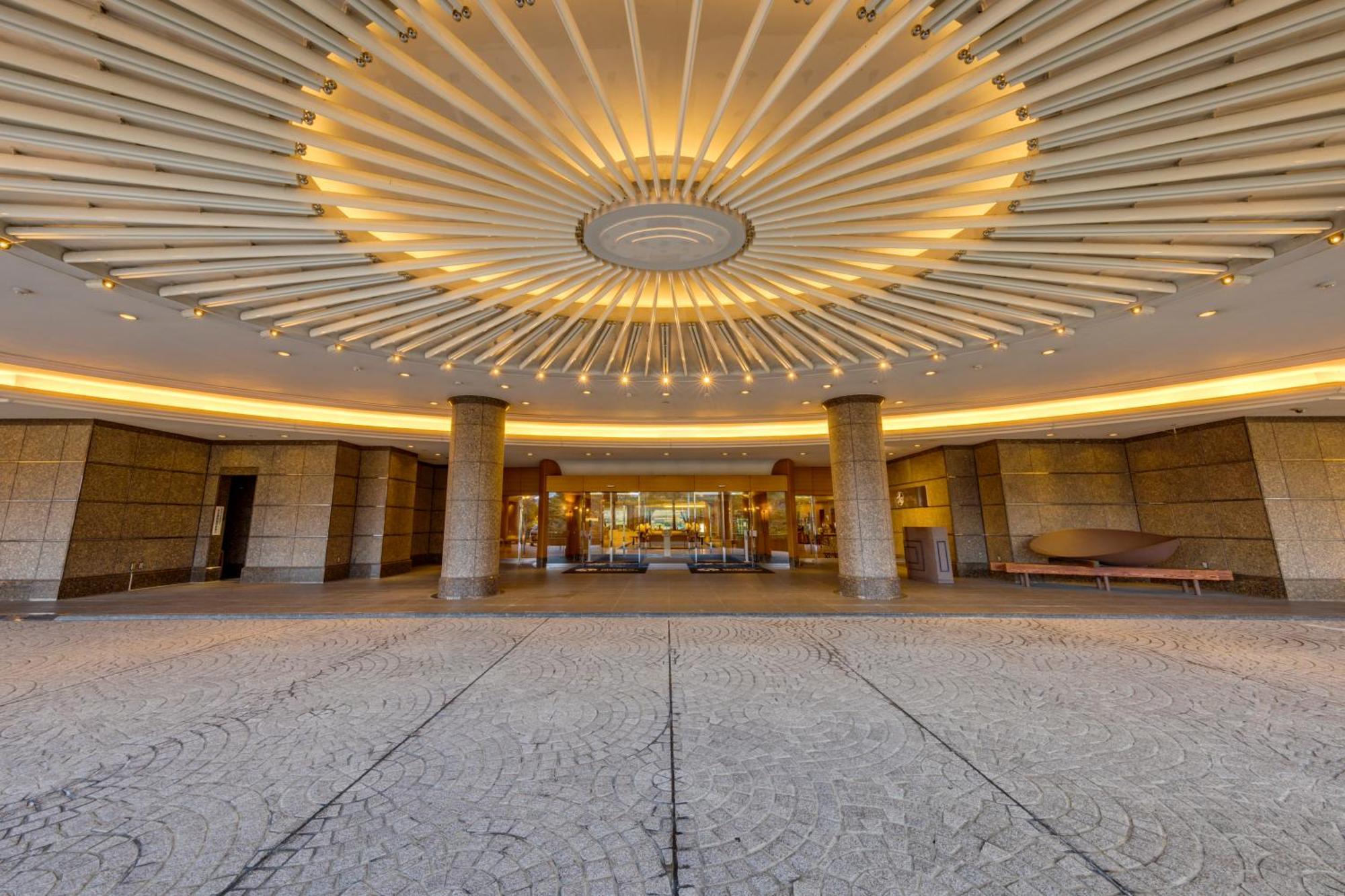Miyako Hotel Gifu Nagaragawa Zewnętrze zdjęcie The lobby of the hotel