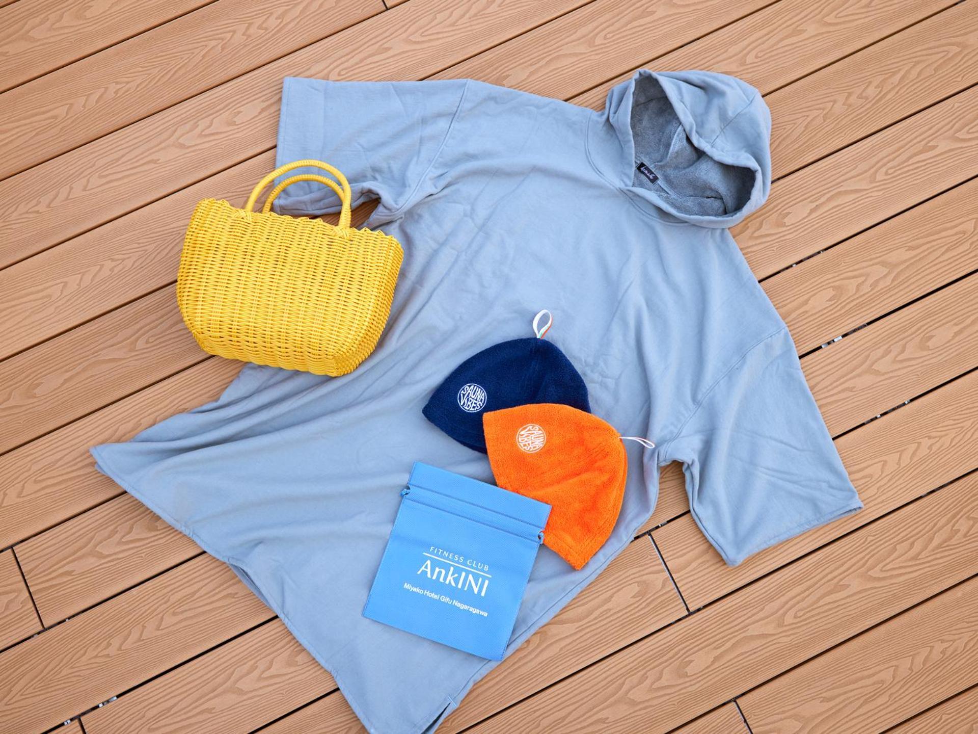 Miyako Hotel Gifu Nagaragawa Zewnętrze zdjęcie A blue sun shirt